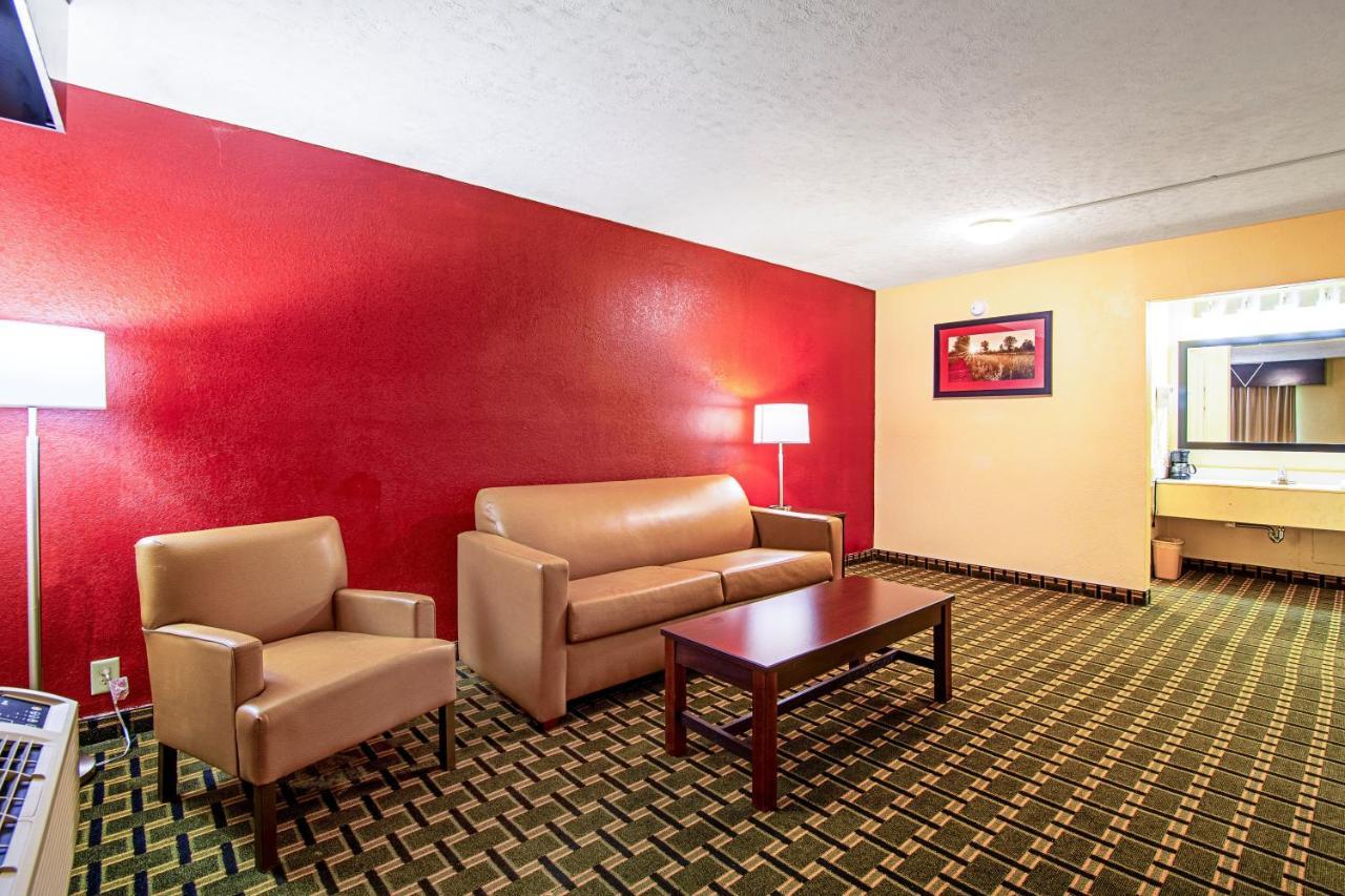 Red Roof Inn & Suites Greenwood, Sc Kültér fotó