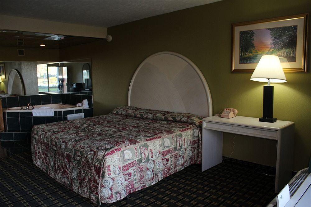 Red Roof Inn & Suites Greenwood, Sc Kültér fotó