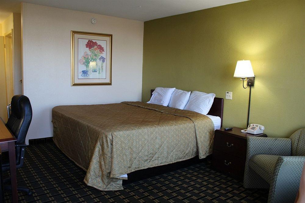 Red Roof Inn & Suites Greenwood, Sc Kültér fotó